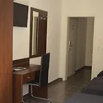 Zwei Raben 3*