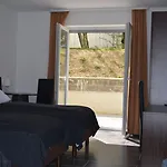 Zwei Raben