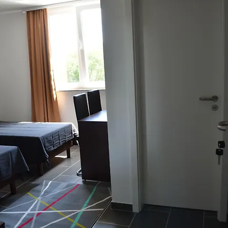 Гостевой дом Zwei Raben Майнц