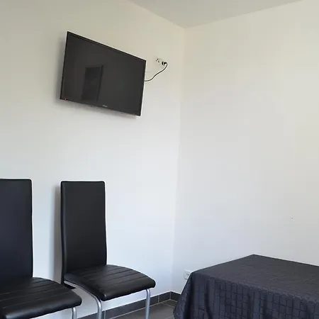 Zwei Raben Гостевой дом Майнц