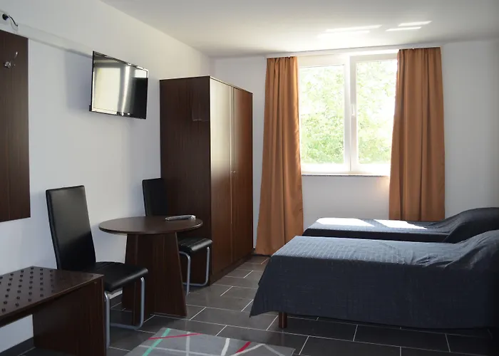 בית הארחה Zwei Raben