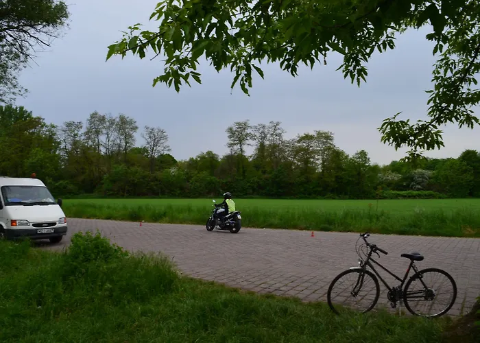 Zwei Raben Πανσιόν 3*