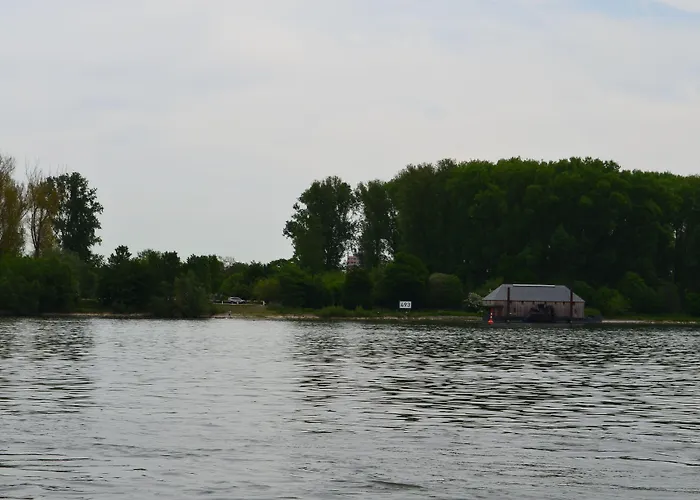 Zwei Raben 3* מיינץ