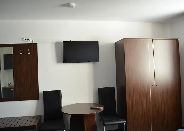 Zwei Raben בית הארחה מיינץ